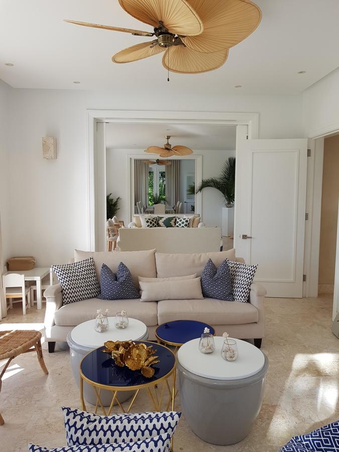 Villa Villa, Hacienda B-23, & Club *