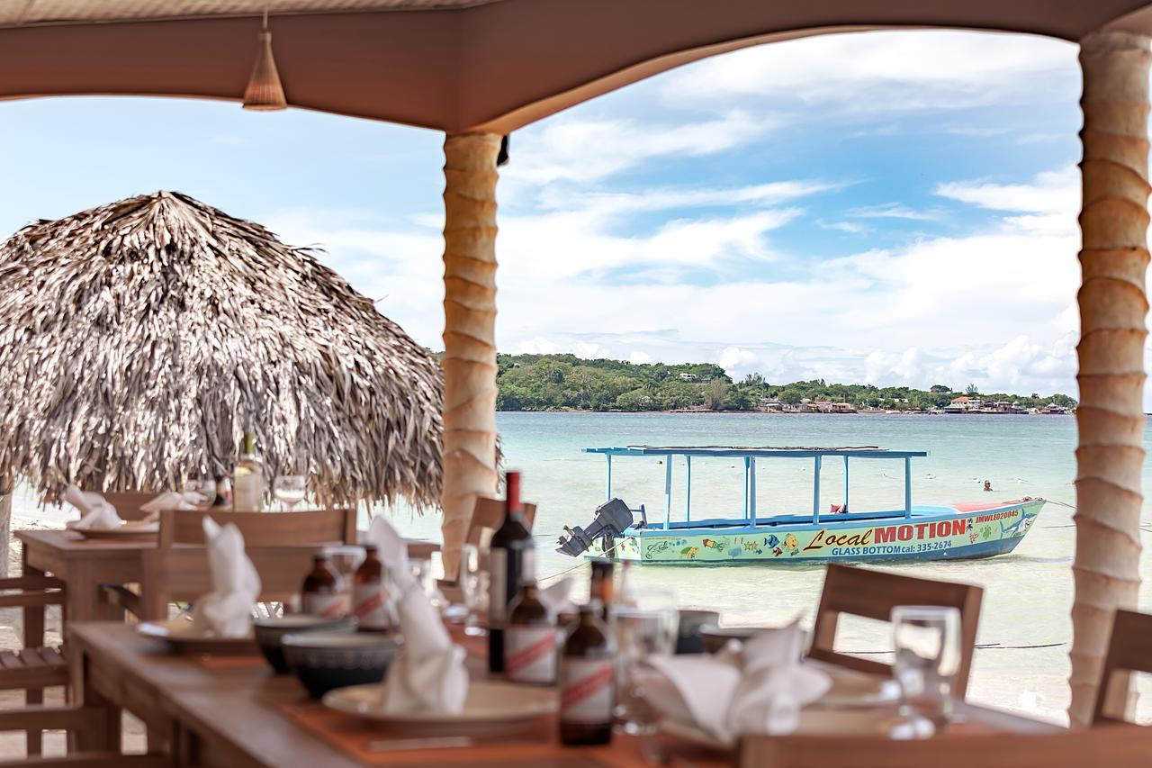 Beach House Condos, Hotel Negril