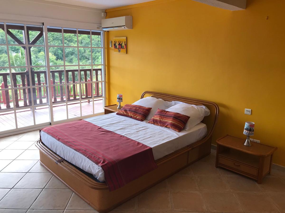 La Colombine Villa Sainte-Anne (Grande-Terre)