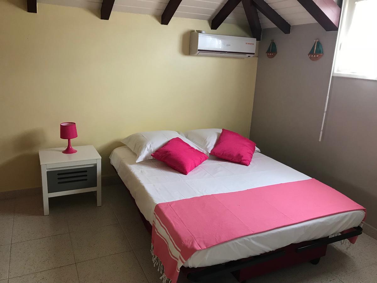 La Colombine Villa Sainte-Anne (Grande-Terre)