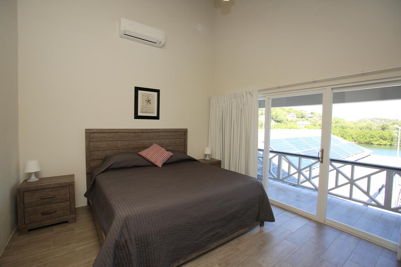 The Moxy 2*