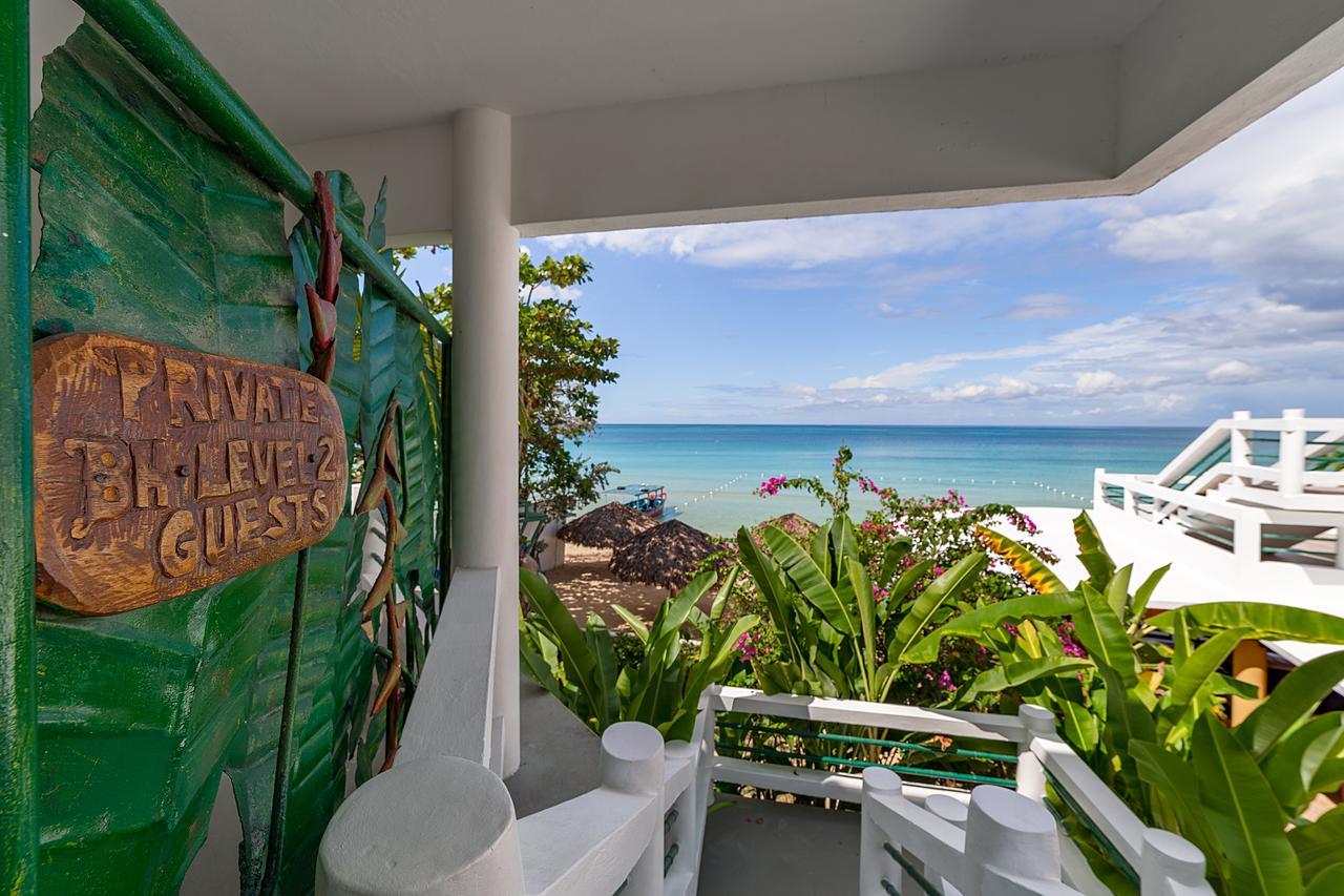 Beach House Condos, Hotel Negril