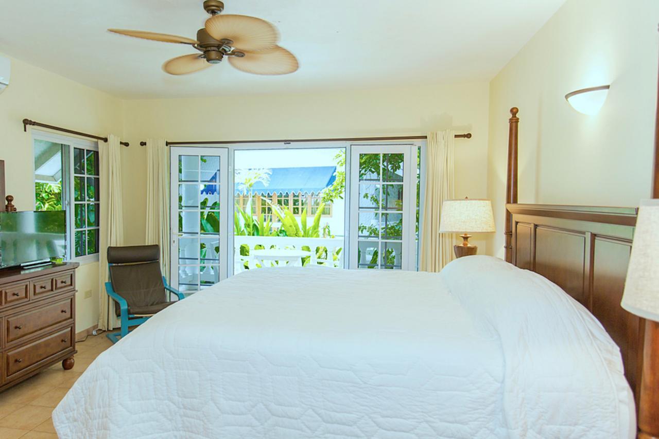 Hotel Beach House Condos, Negril