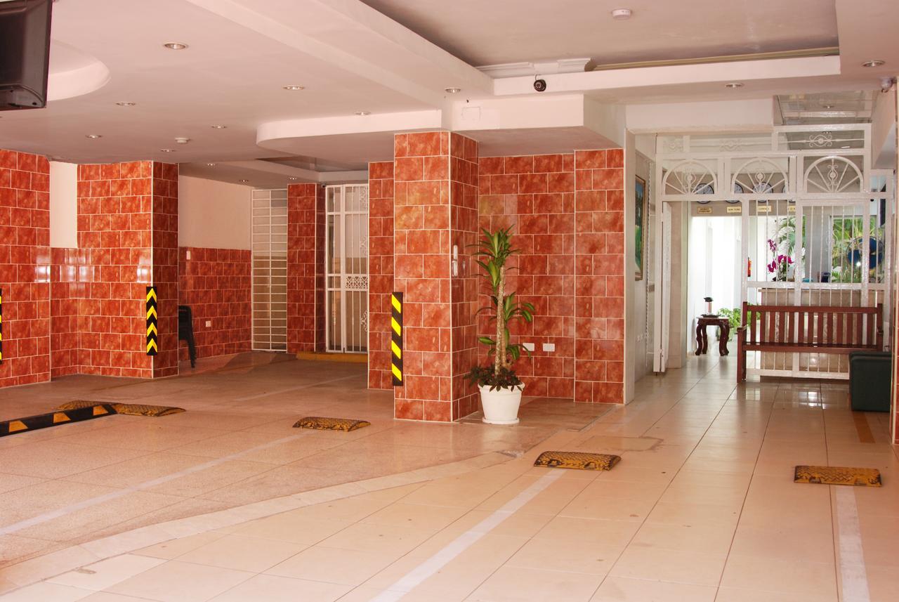 Royal Palace Hotel