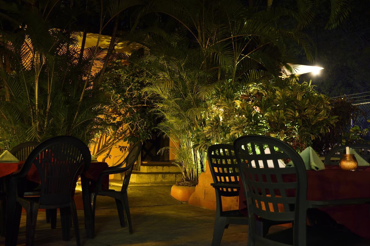 Hotel Sunrise Club