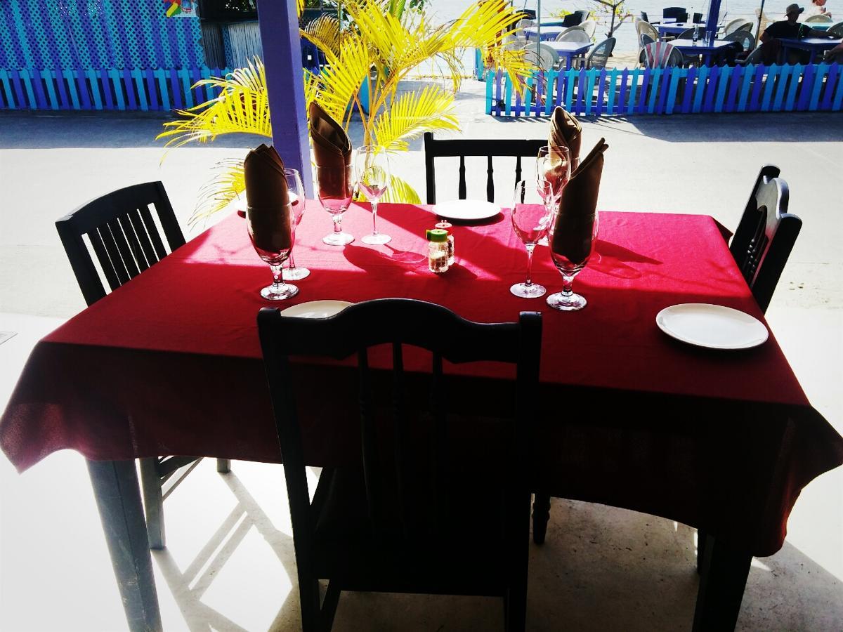 Keegan's Beachside Hotel,apartments And 2* Port Elizabeth