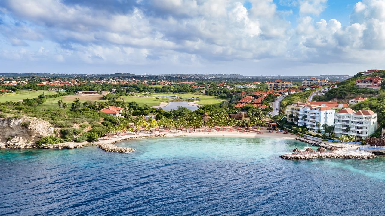 Blue Bay Curacao Golf & Beach 4*