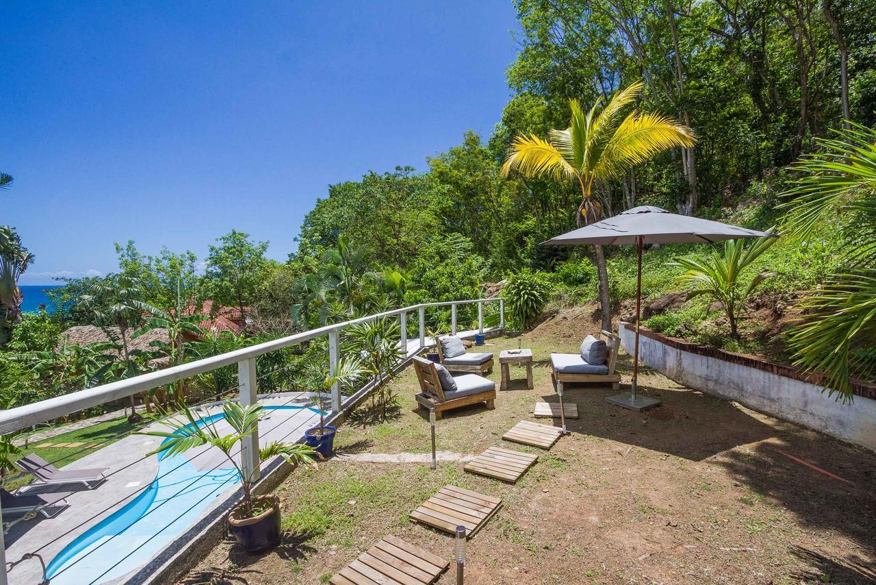 Carre Royal Bed & Breakfast Deshaies
