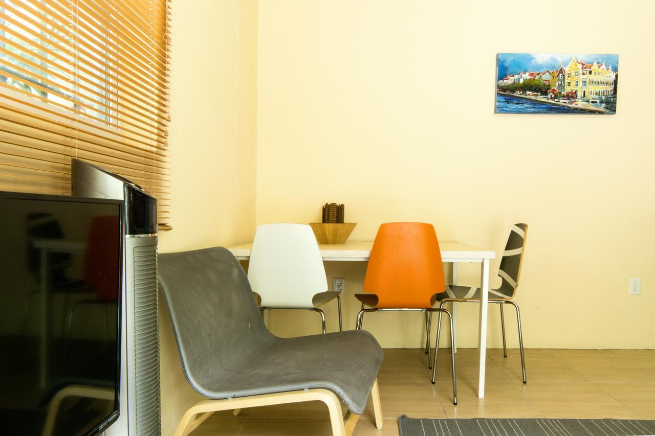 Advantage Curacao * Willemstad