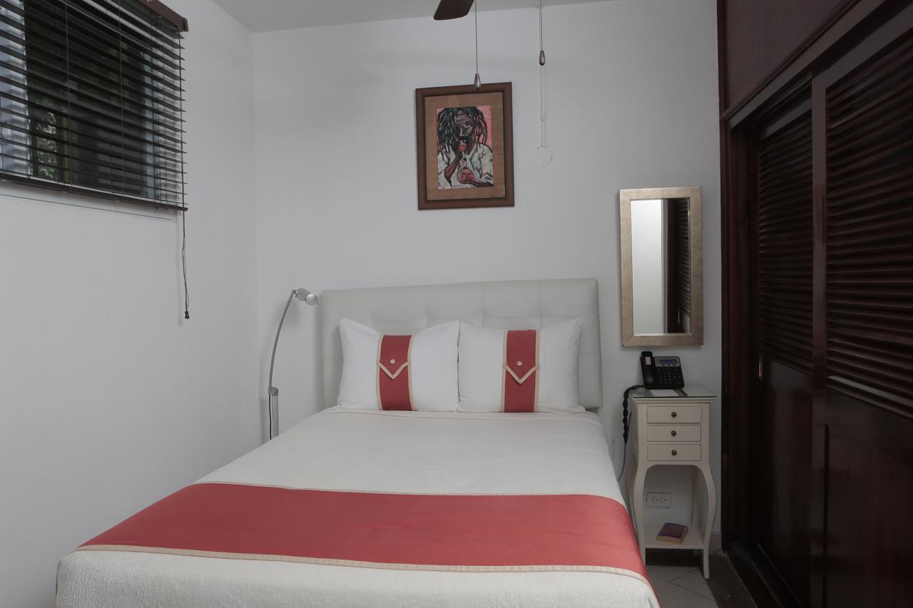 Hotel Altamont West