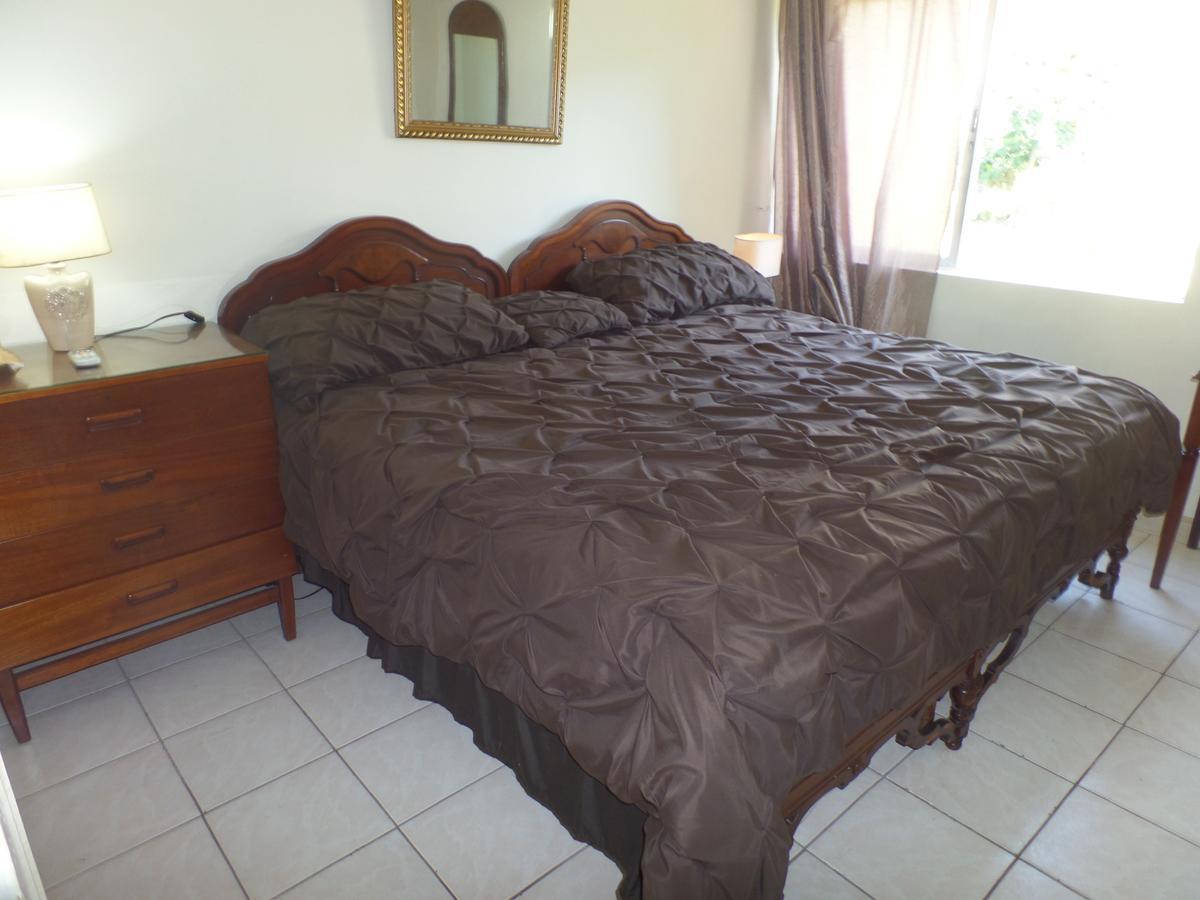 Turtle Towers Apartamento Ocho Rios