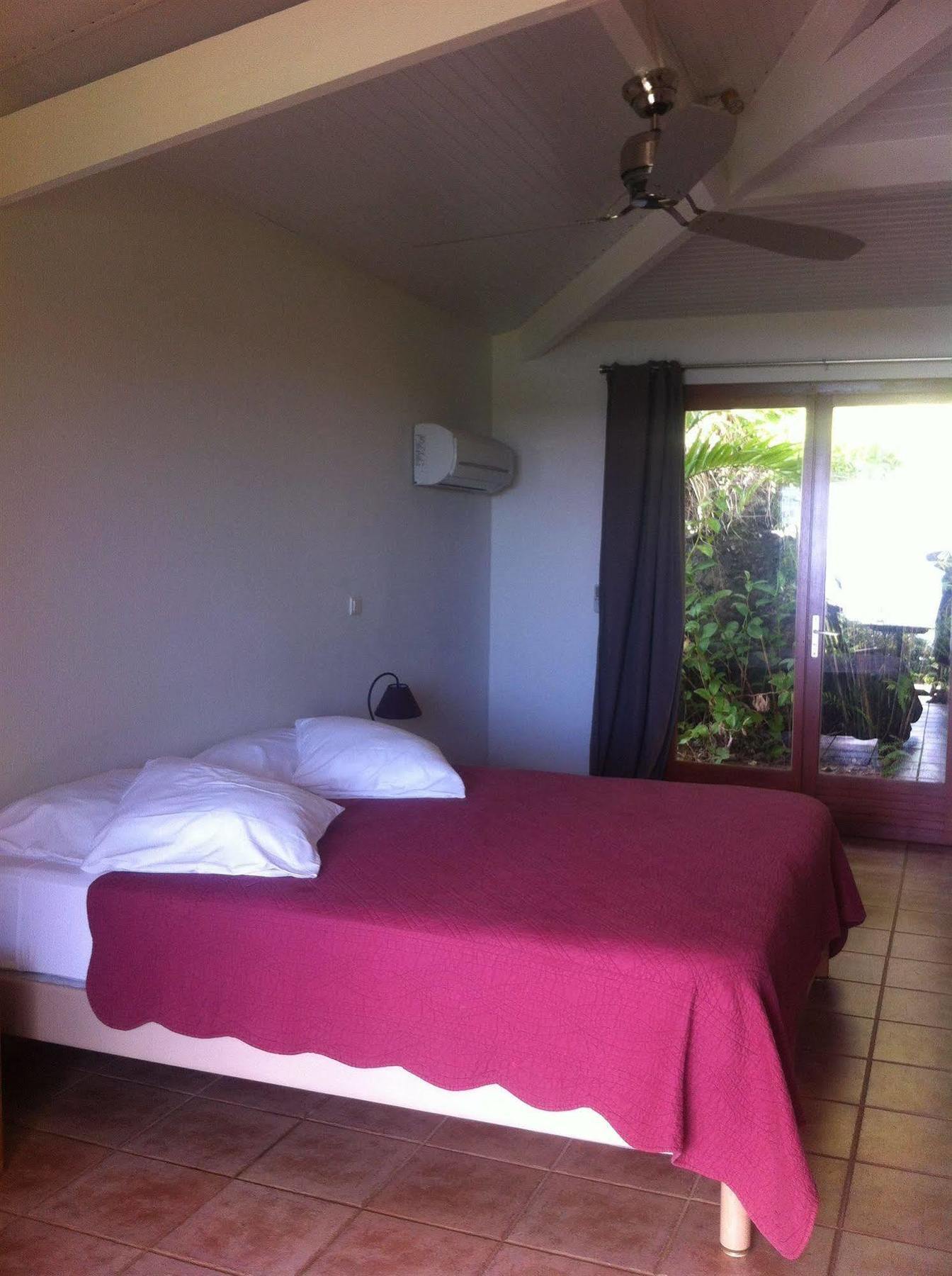 Hotel Le Rayon Vert - Hotel & Restaurant Vue Sur Mer Deshaies