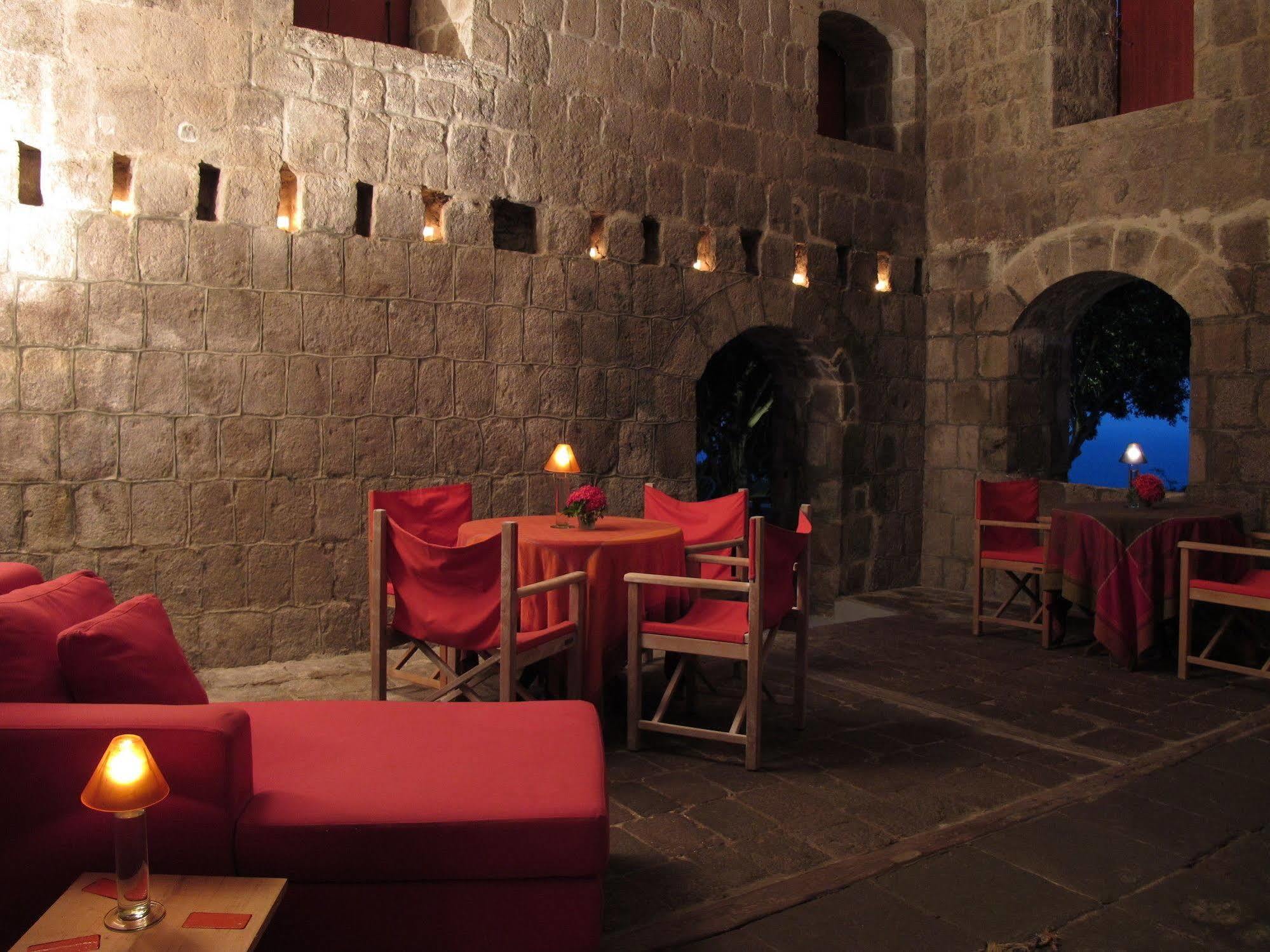 Inn Golden Rock