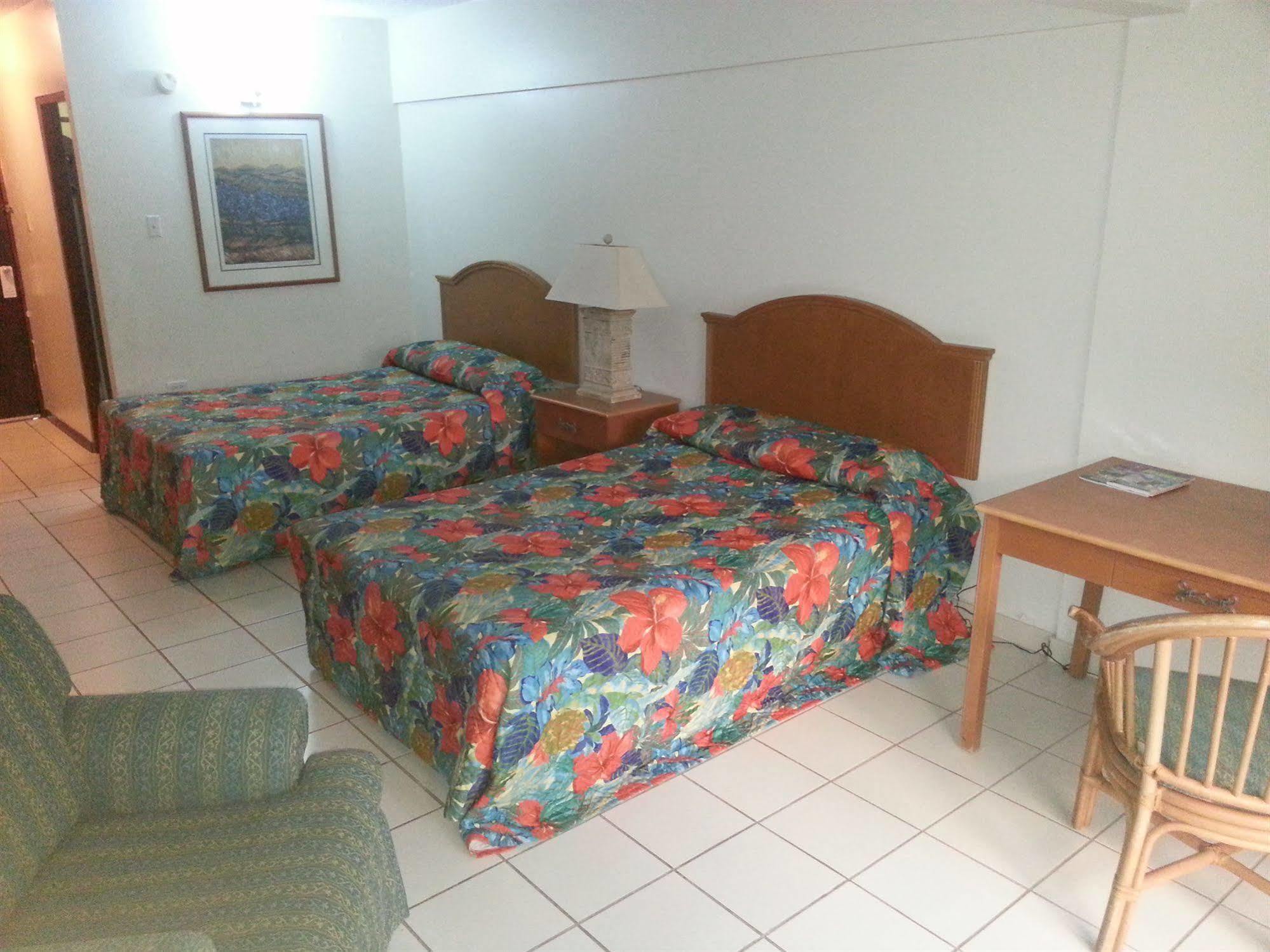 Hotel Costa Dorada Beach & 2*