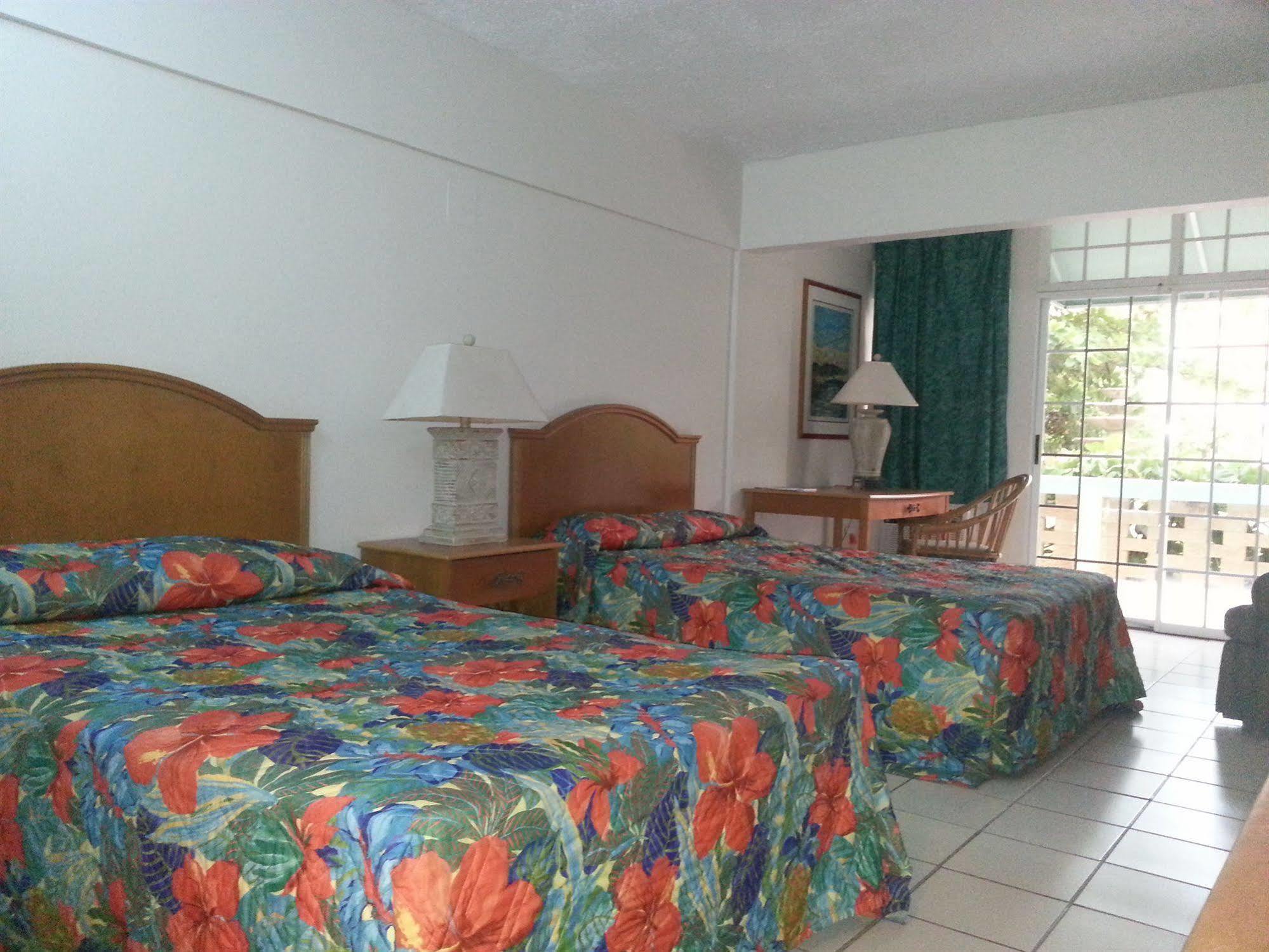 Costa Dorada Beach &