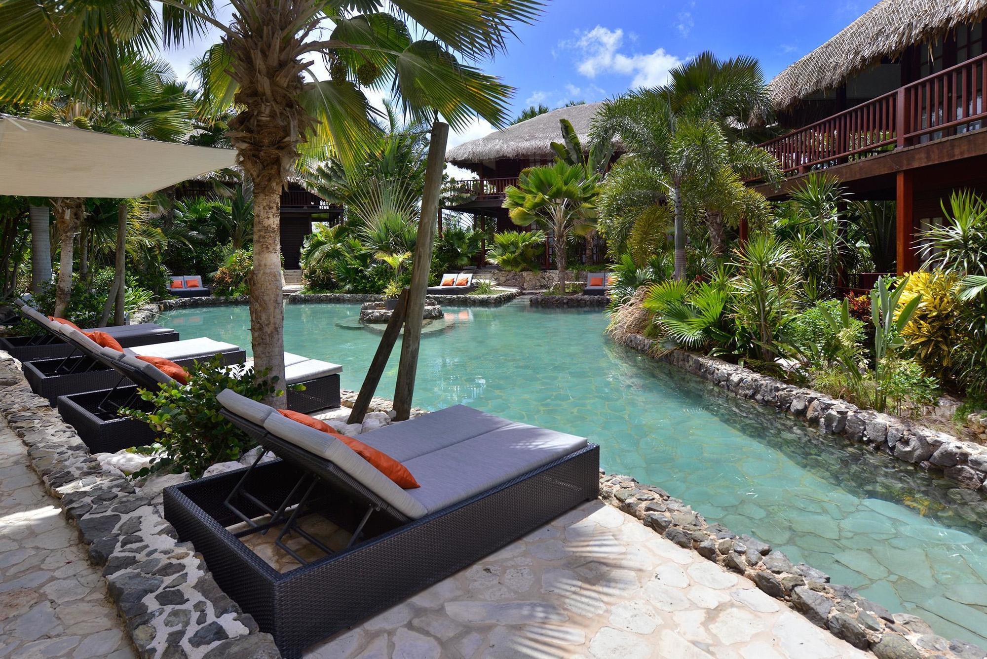 Kontiki Beach Curacao Resort