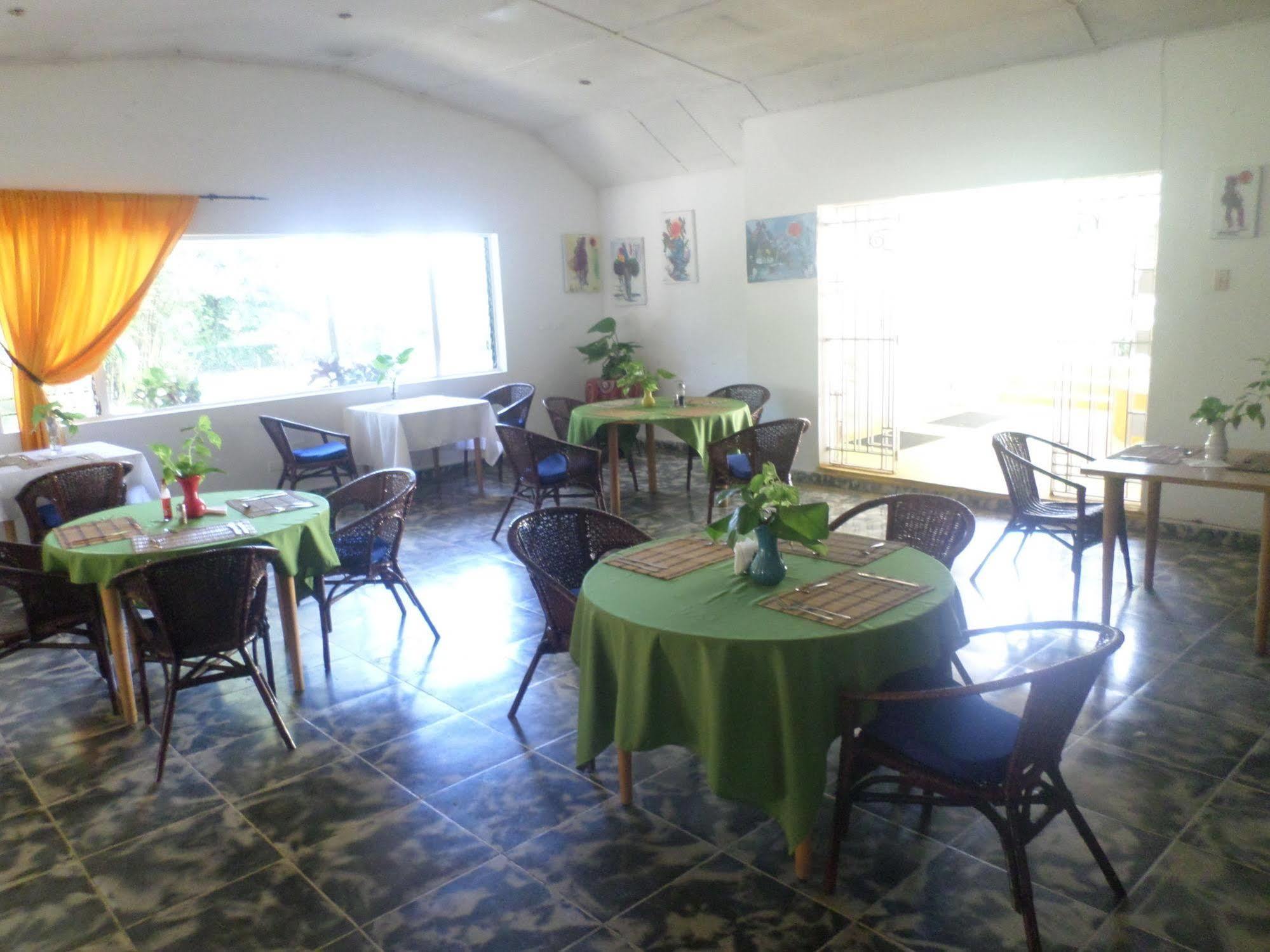 Hotel San San Tropez Port Antonio