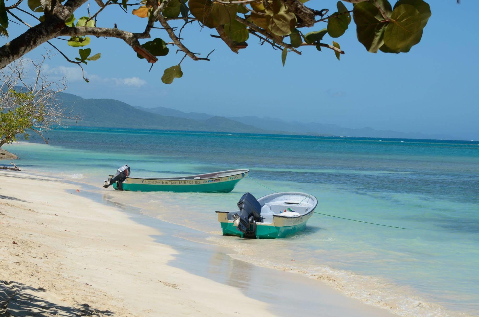 Hotel Paradise Island Punta Rucia