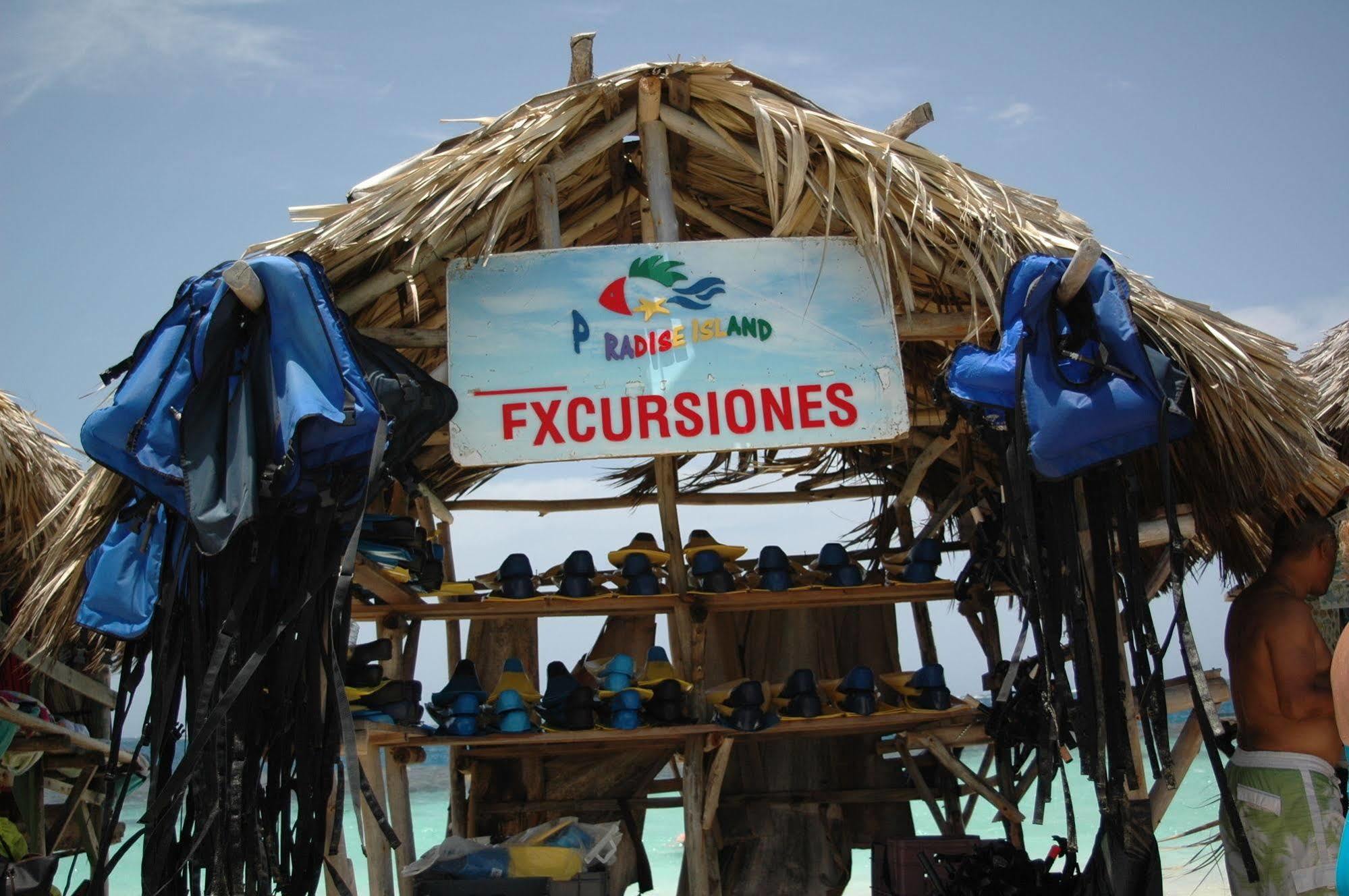 Paradise Island Hotel 3*