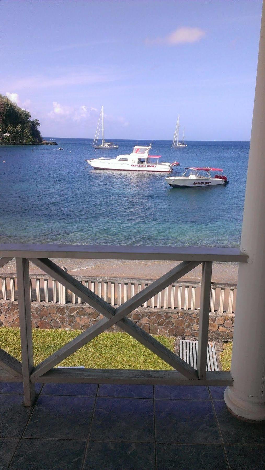 Paradise 2* Kingstown