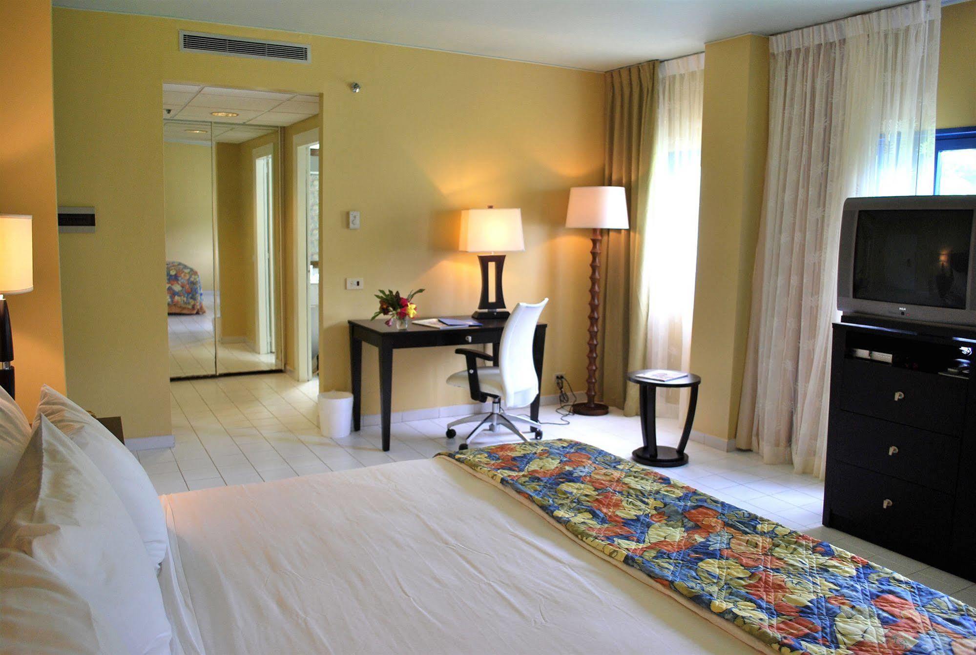 Grand Royal Antiguan 4*