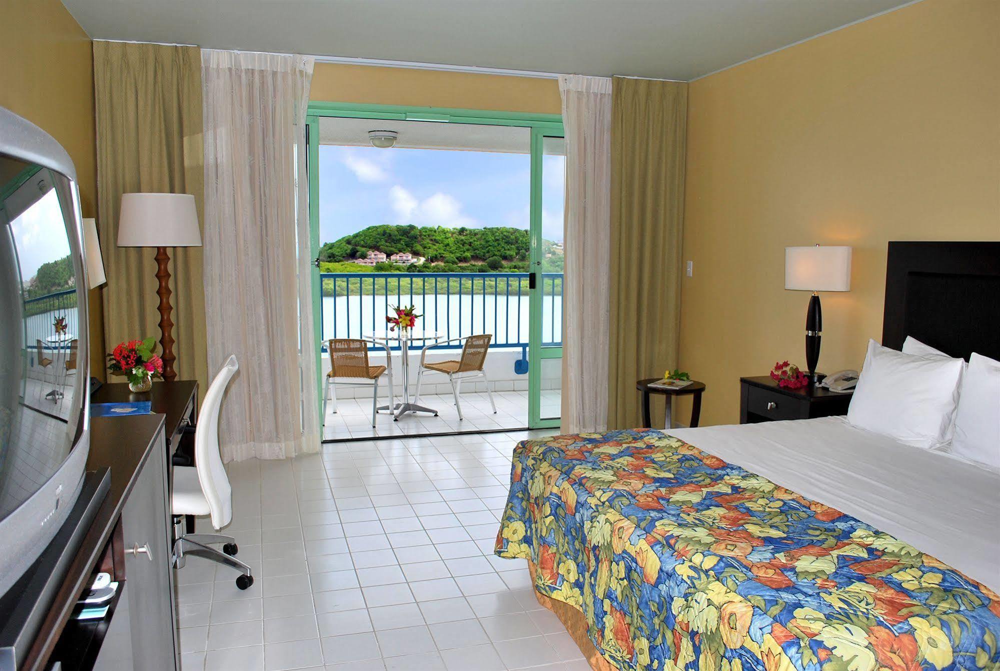 Hotel Grand Royal Antiguan
