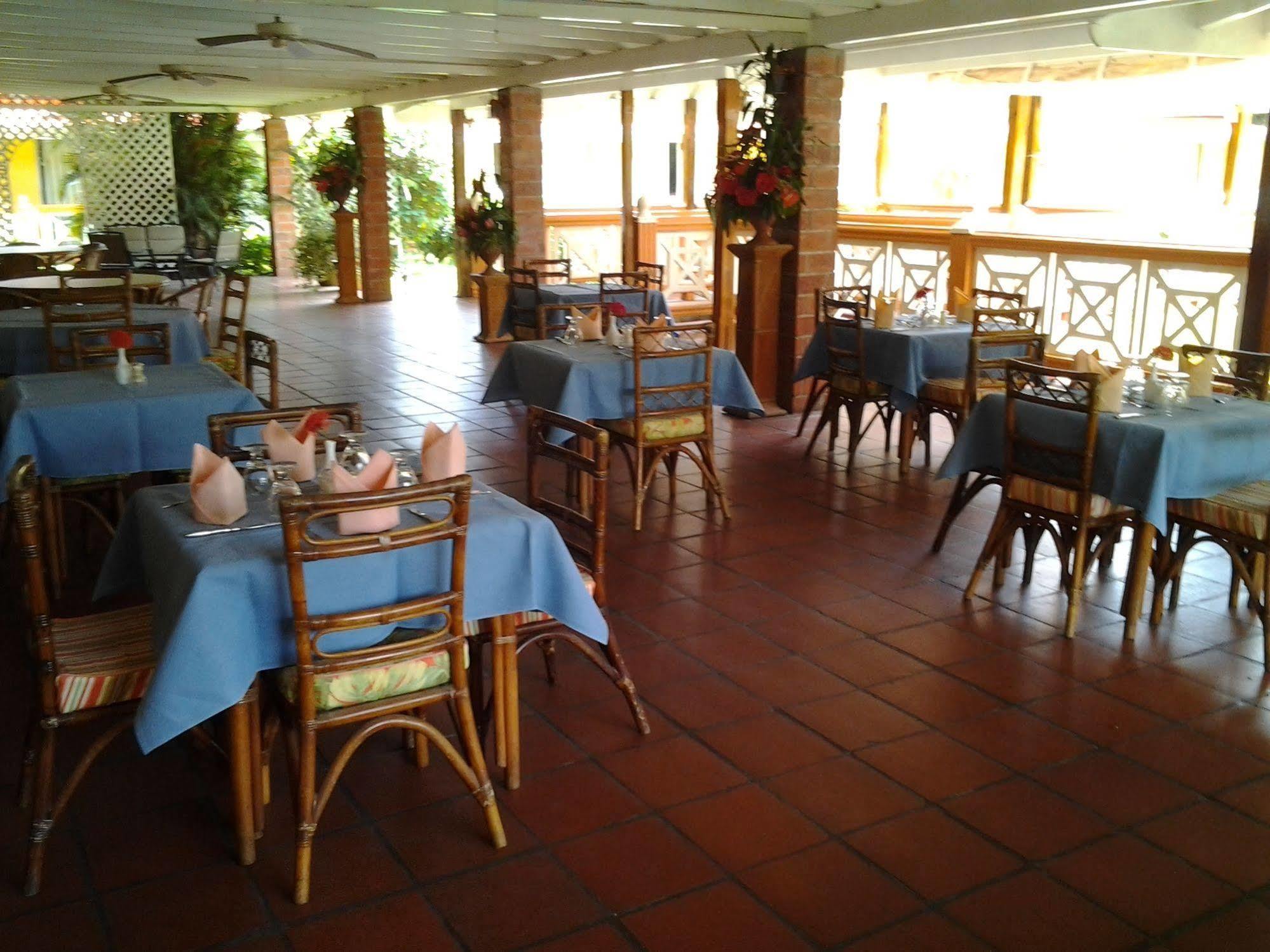 Sunset Shores Hotel