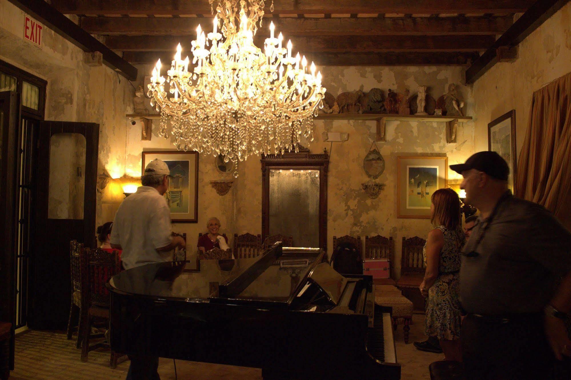 The Gallery 3*