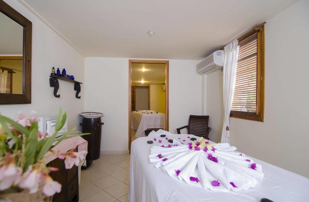 Antigua Yacht Club Marina Resort 3*