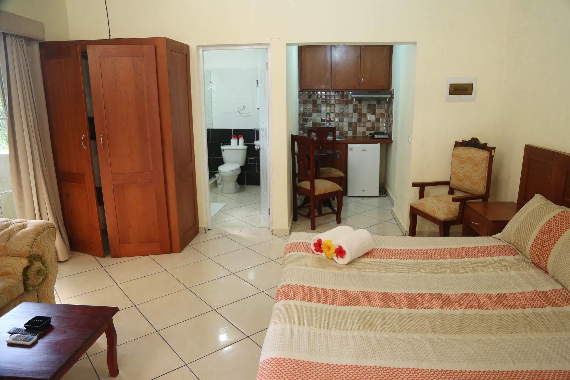 Seabreeze Sosua Hotel