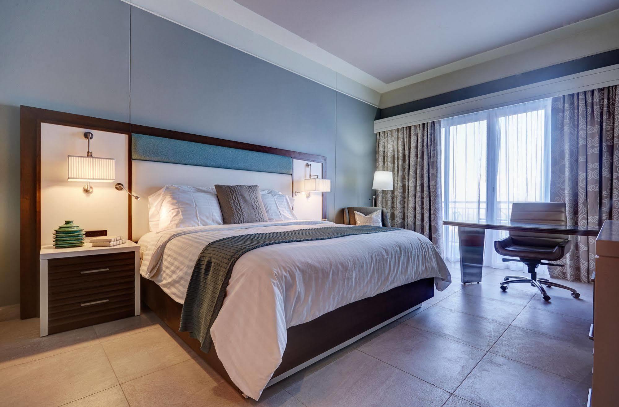 Hotel Karibe 4*