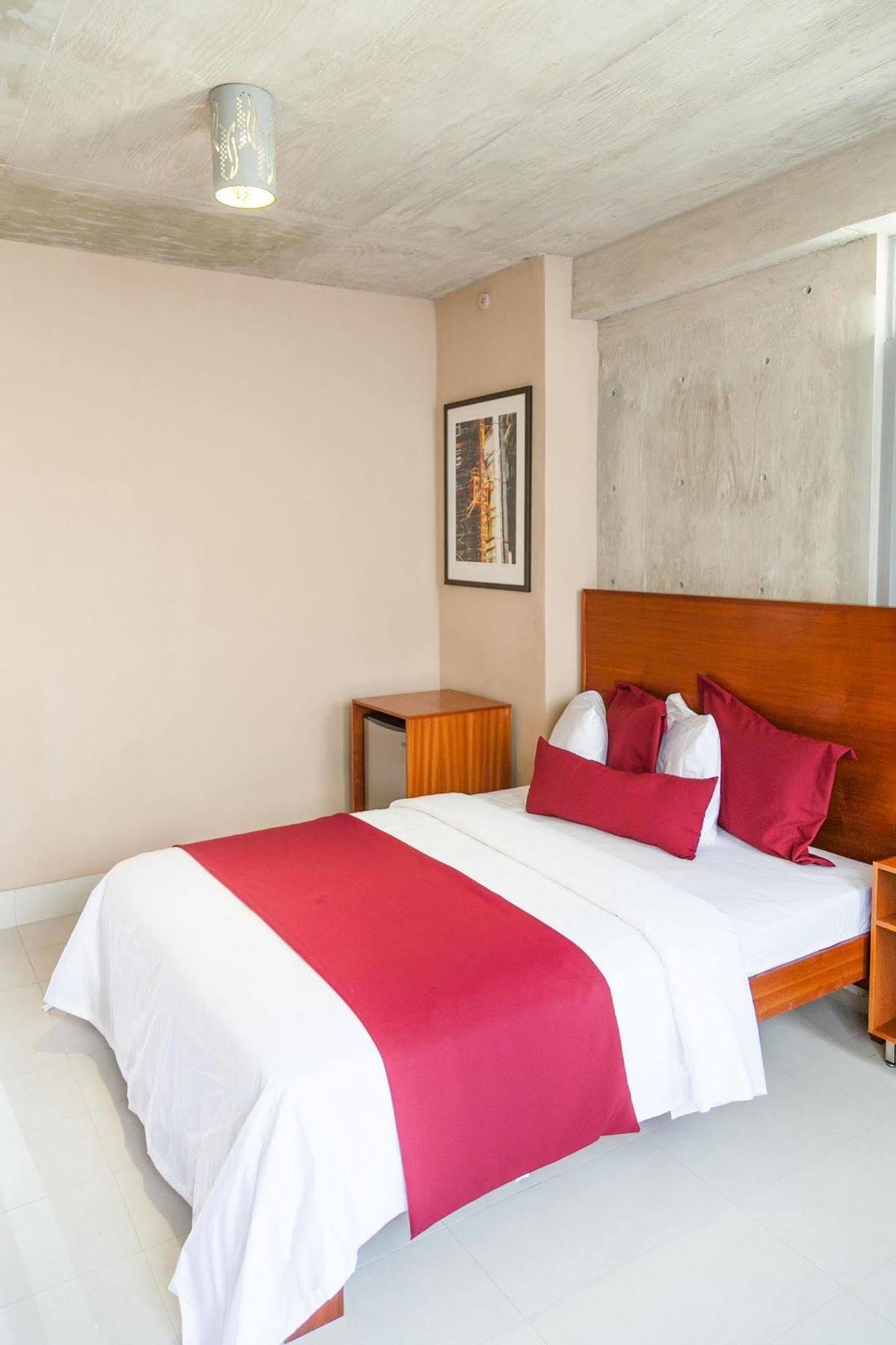 Dream Inn Pr 3*