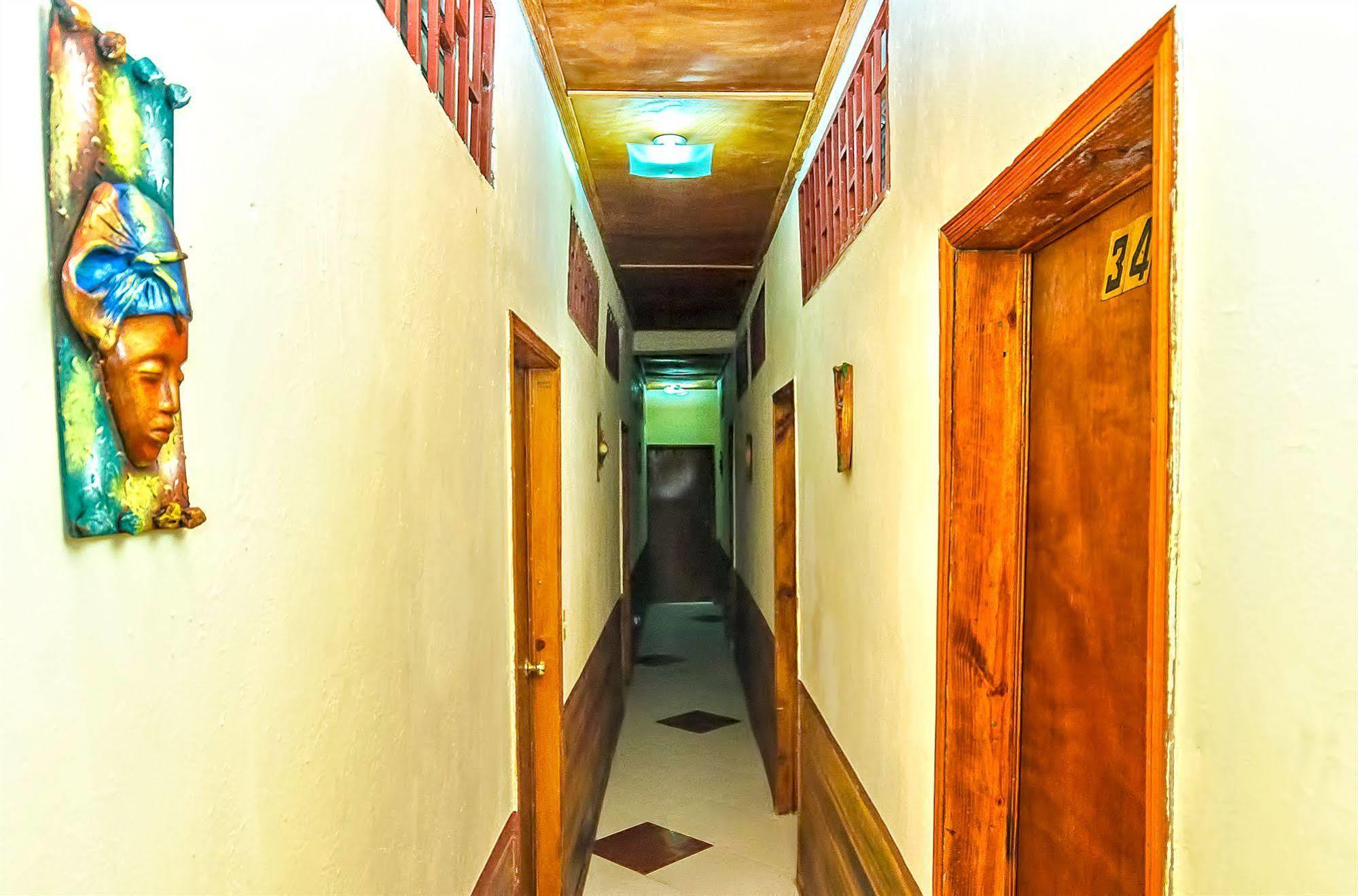 Pacot Breeze Hotel Aparthotel Musseau