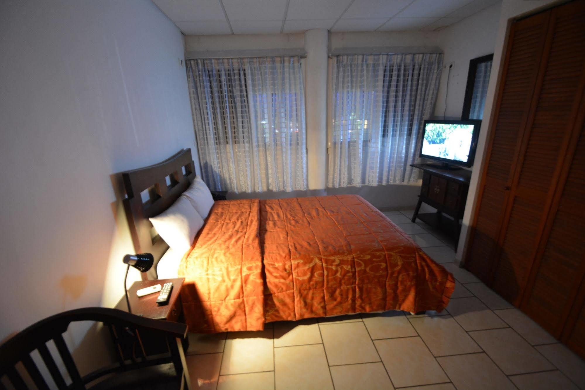 Bayfront Hotel Fort-de-France