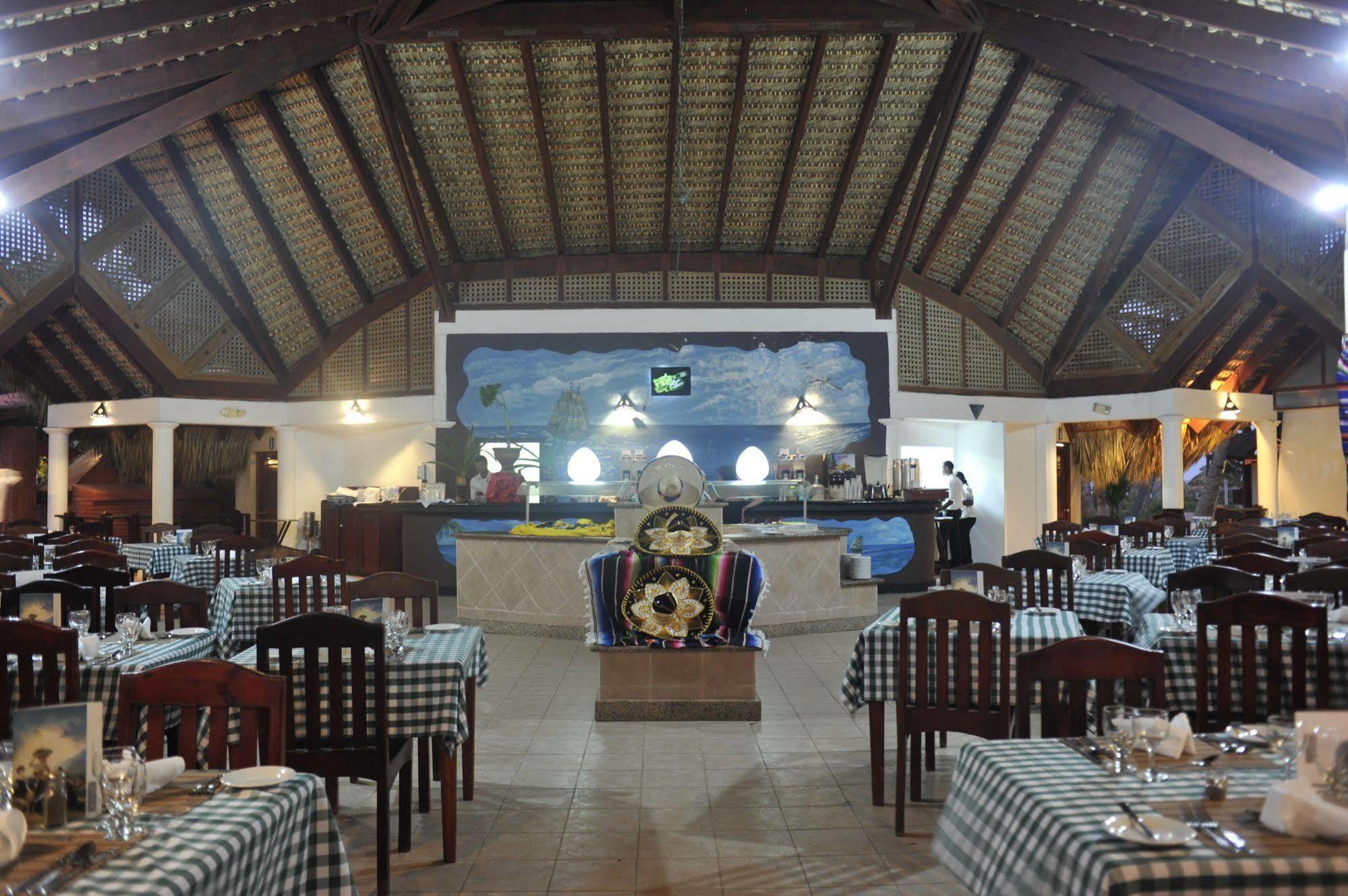 Vik Arena Blanca Resort 4*