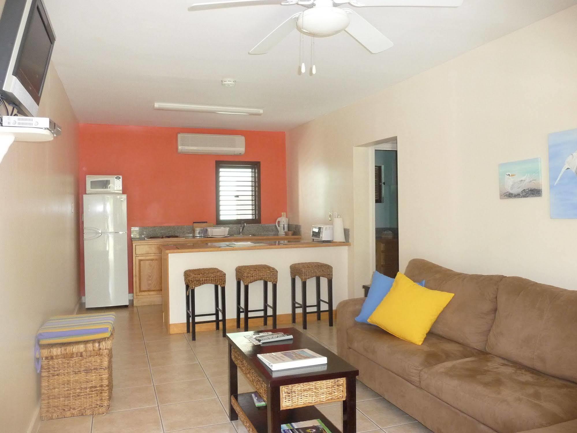 Buccaneer Club Aparthotel 3*