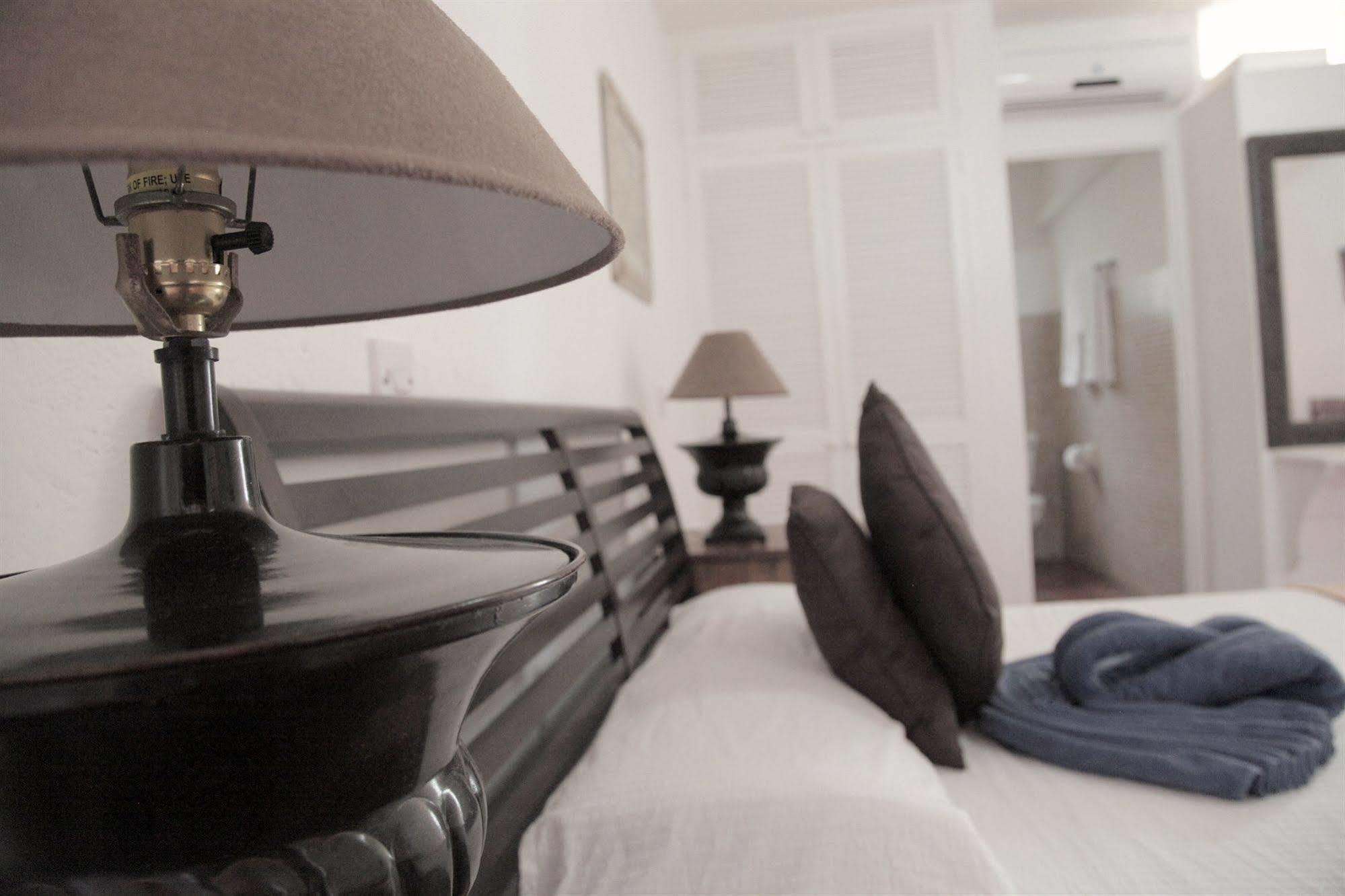 Ocean Spray Apartment *