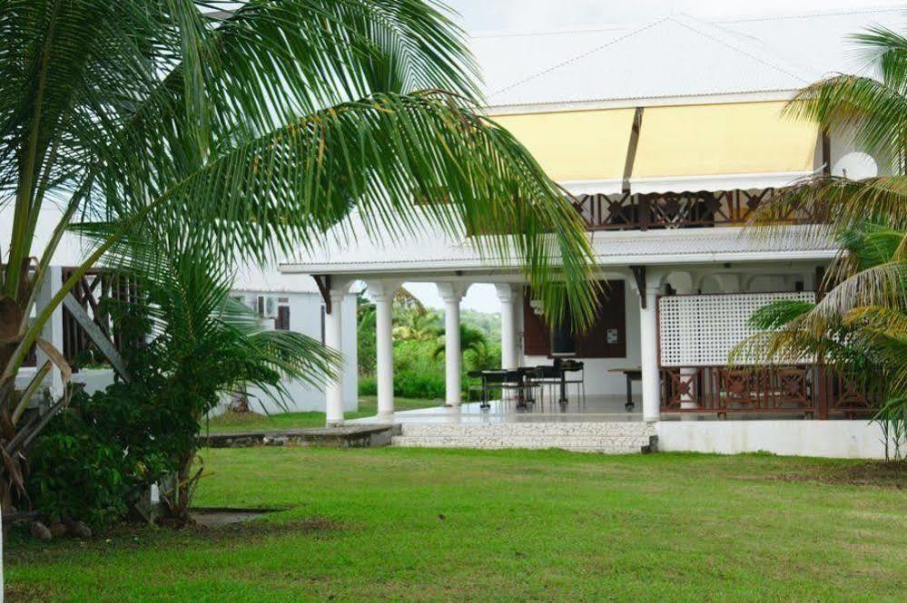 Au Jardin De Beausejour Capesterre