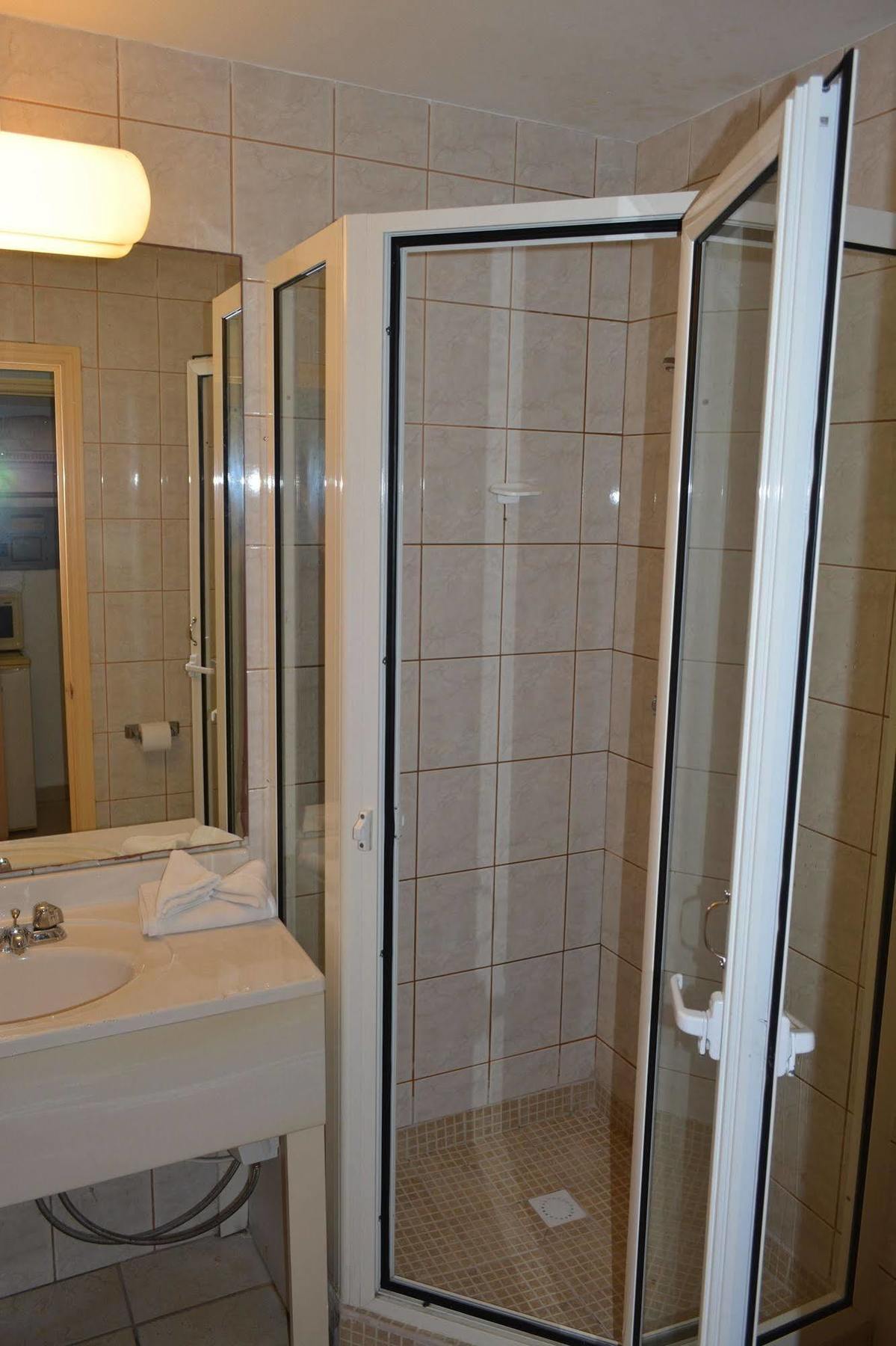 Hotel Travel