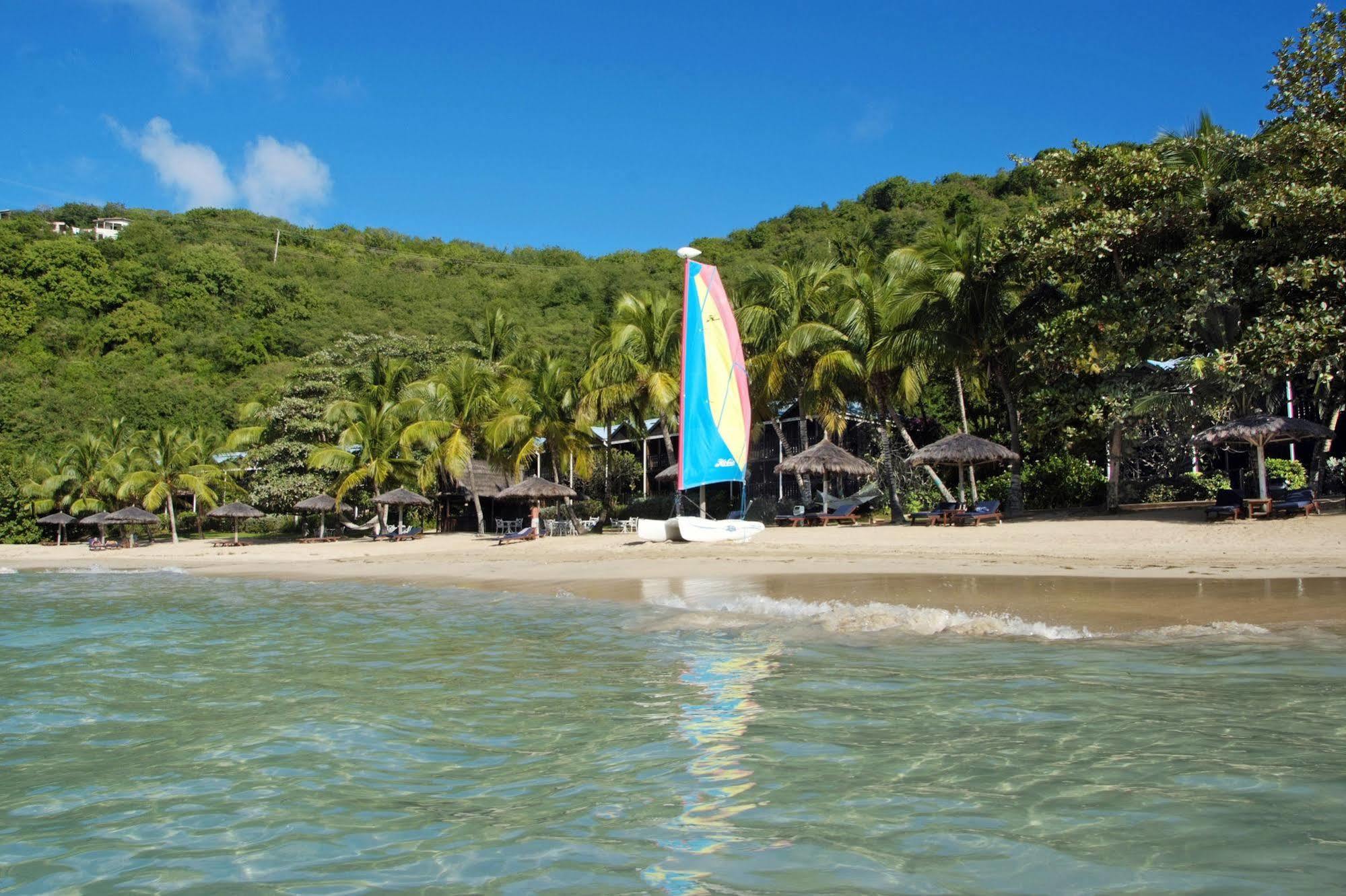 Tamarind & Yacht Club Hotel 4*
