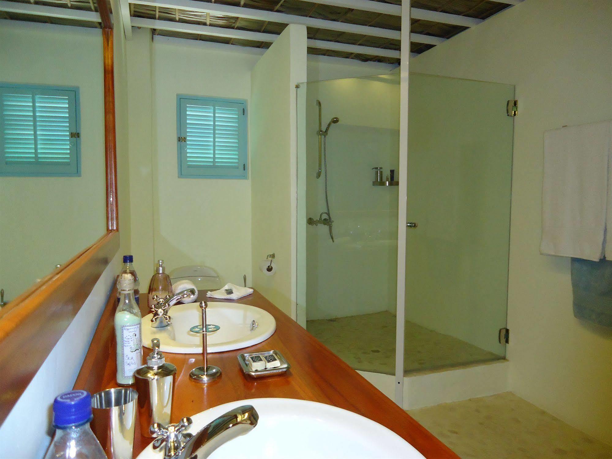 Piratas Del Caribe Hotel