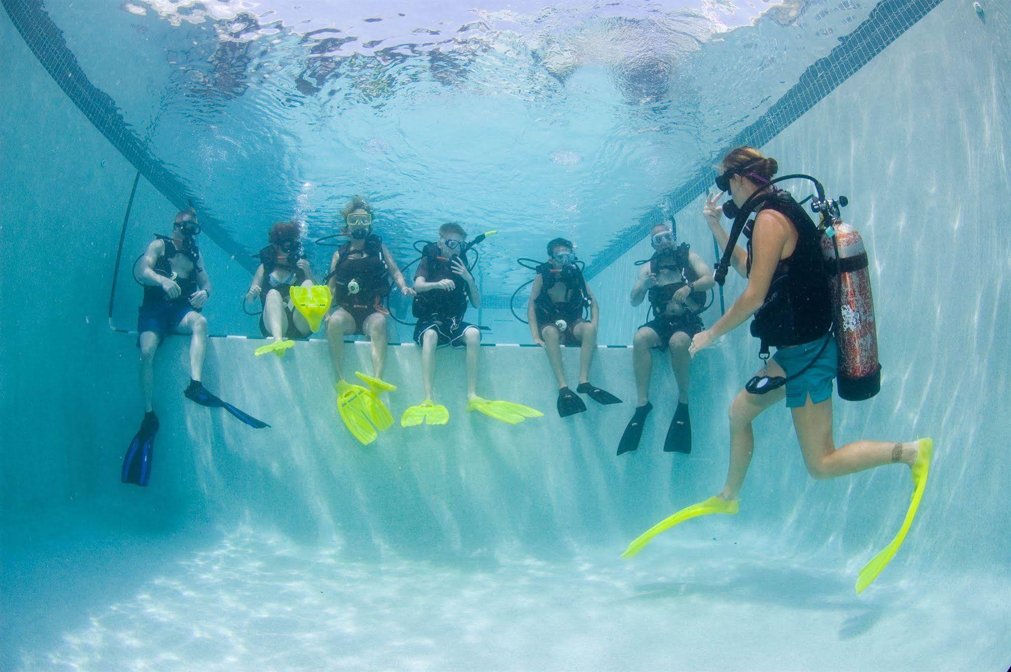 Hotel Compass Point Dive