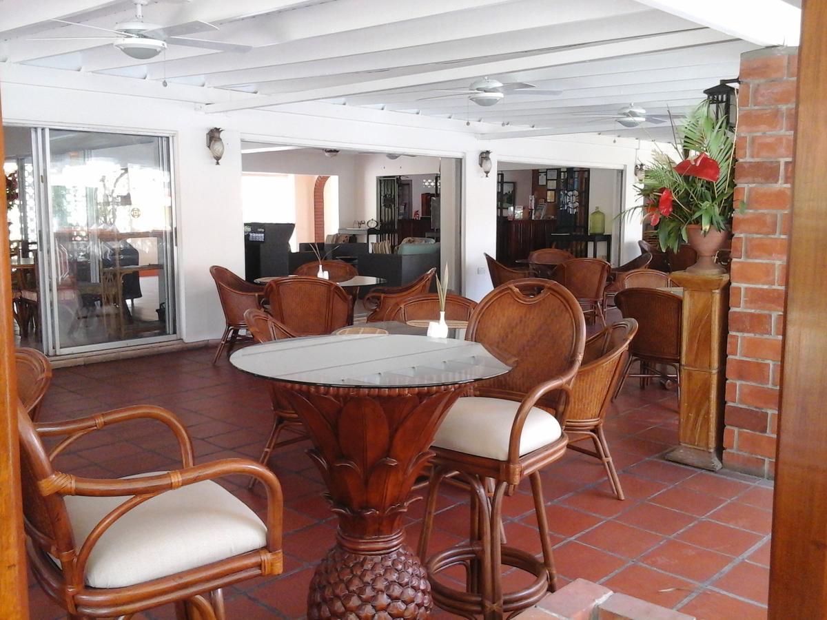 Hotel Sunset Shores 3*