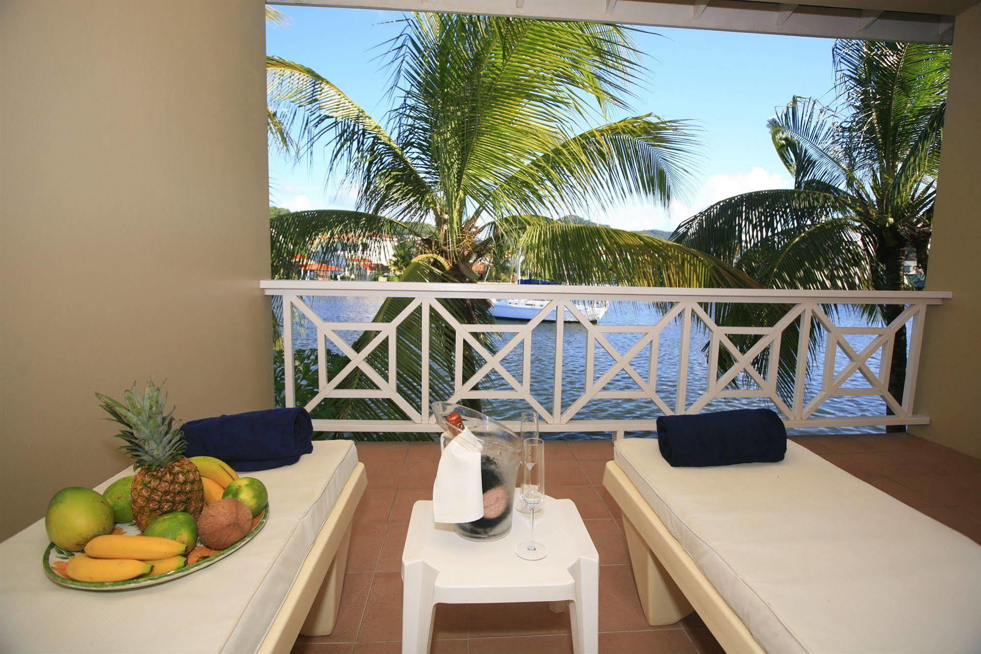 Harmony Marina 3* Rodney Bay