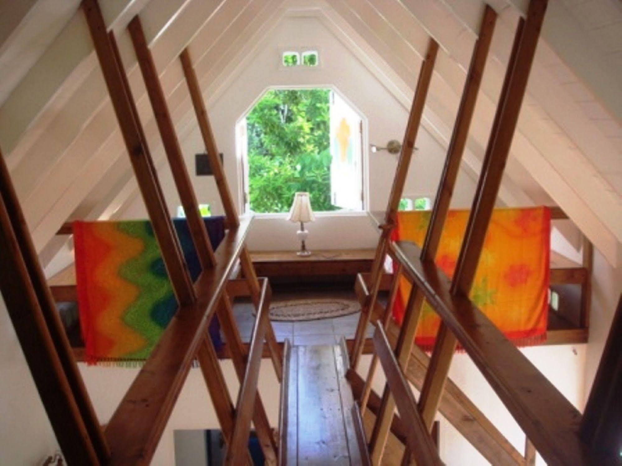 Coffeeriver Cottages Guest house Marigot