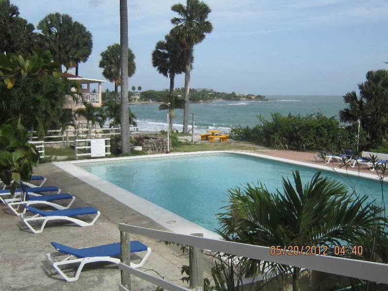 Treasure Beach Hotel 3*