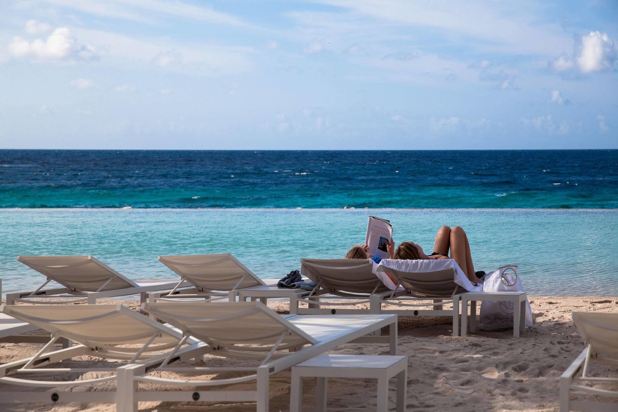 Papagayo (adults Only) Hotel Willemstad