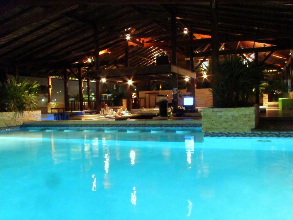 Trupial & Casino Hotel