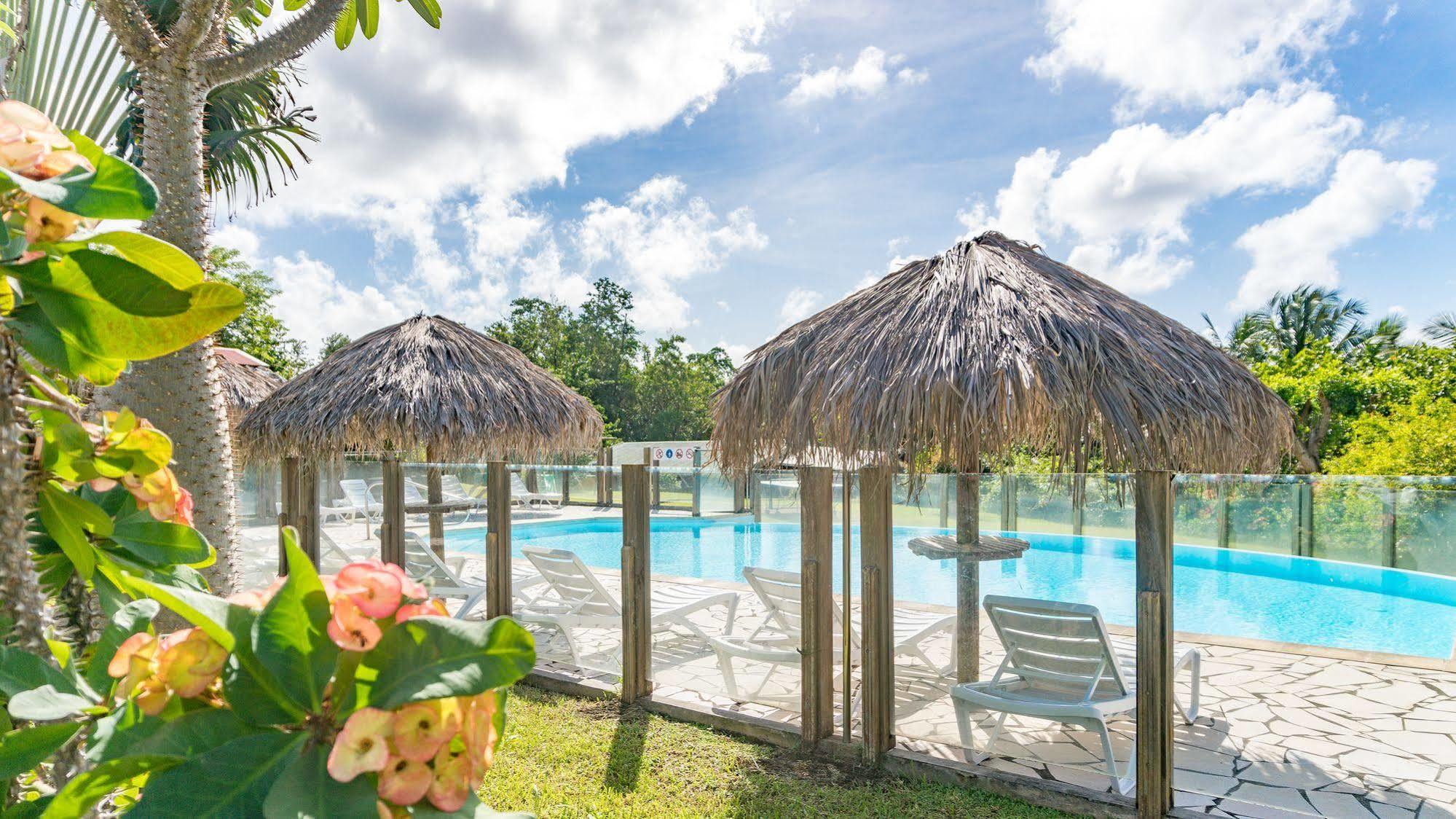 Aparthotel Les Cayalines 2*