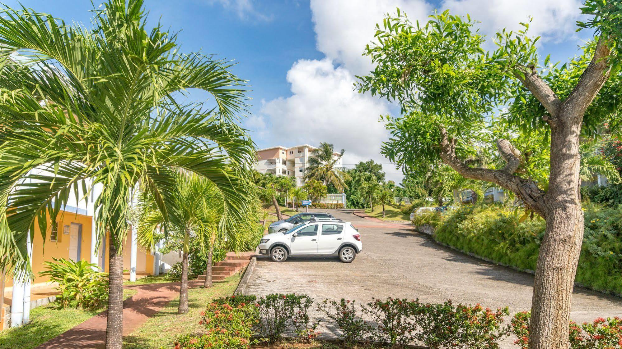 Les Cayalines Aparthotel 2*